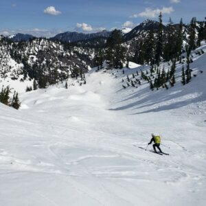 Ski touring at Snoqualmie Pass