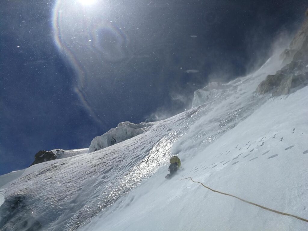 Leading a pitch at Contamine-Negri by the Mont Blanc du Tacul.