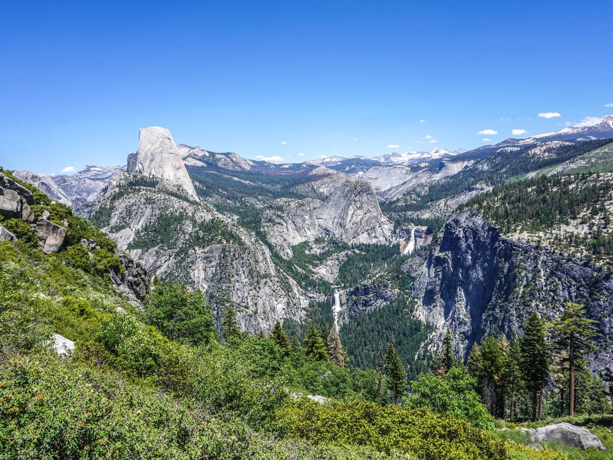 MAIN_Yosemite-Boot_BootMain