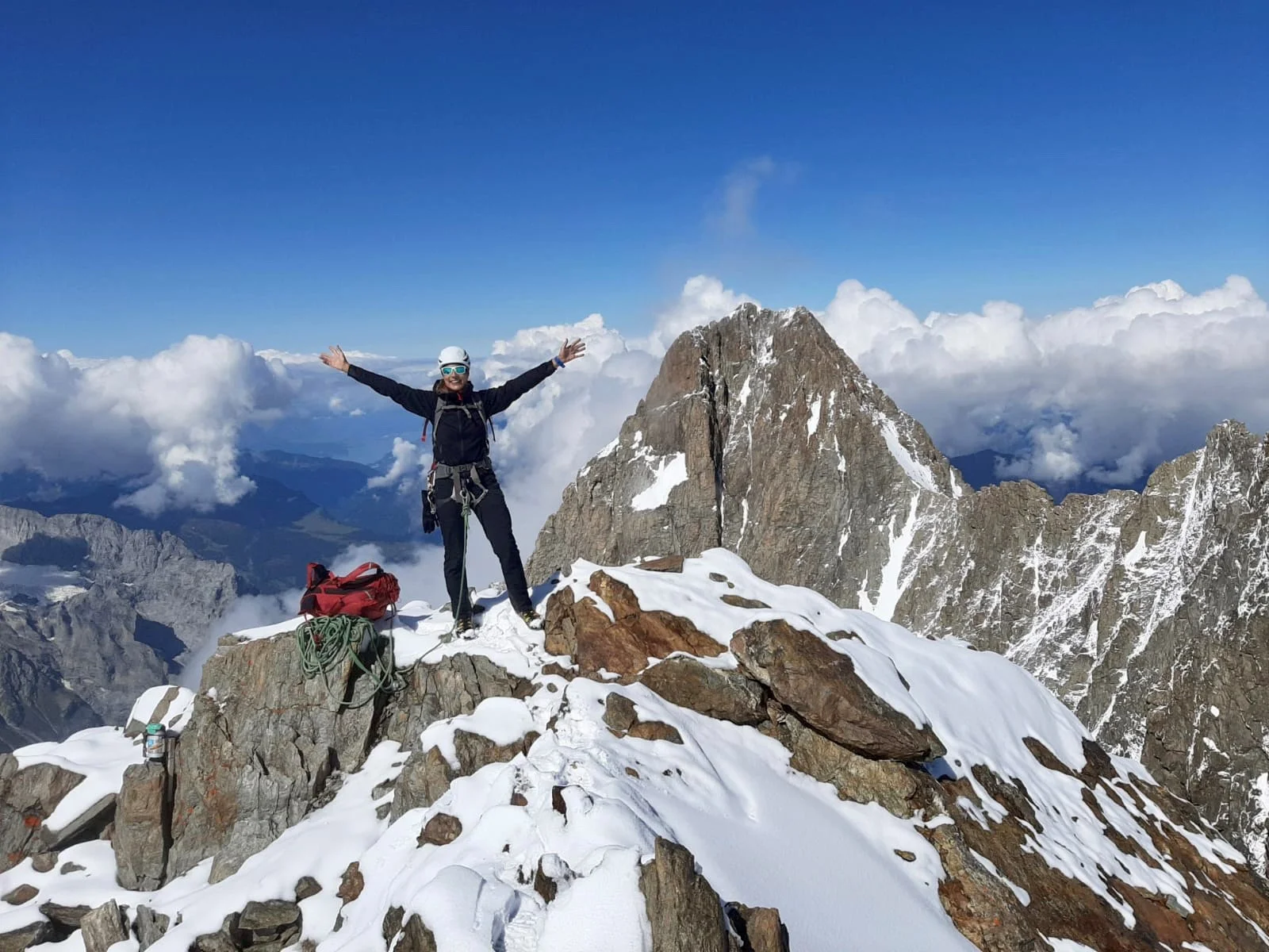 834795088-christinetheodorivics-gipfel